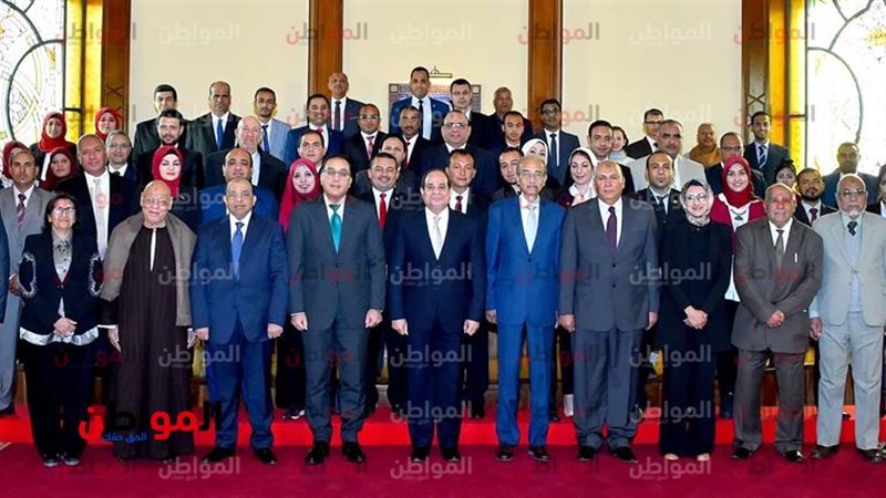 الرئيس السيسي يلتقي