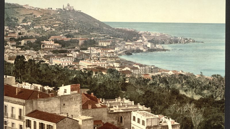 الجزائر