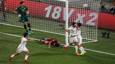 فيديو.. تأهل الإمارات والبحرين للدور الثاني من كأس امم آسيا 2019