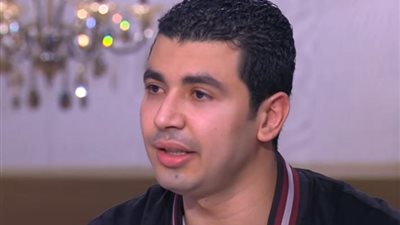 محمد أنور لجمهوره: وفي الآخر تلاقي واحد بيقولك الفلوس مش كل حاجة