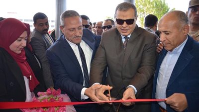وزير القوى العاملة يفتتح ملتقى تشغيل شباب الإسماعيلية ويسلم 250 شهادة أمان