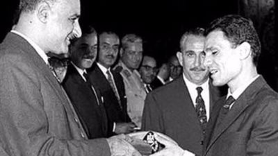 انفوجراف| ناصر يا حرية.. أسرار علاقة العندليب بالزعيم الراحل