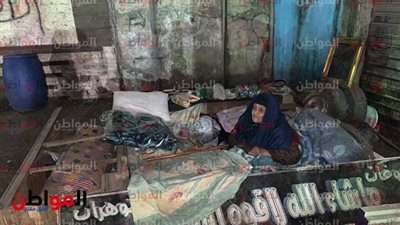 فيديو| بعد توجيهات الرئيس السيسى.. وزارة الداخلية تطمئن على مُسنة محطة سعد زغلول