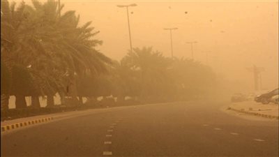 الإدارة المركزية للتحاليل والتنبؤات الجوية: عاصفة تضرب القاهرة سرعتها 40 كم