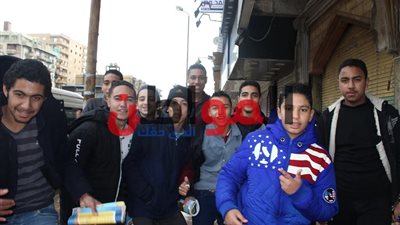 طلاب الصف الأول الثانوى: 