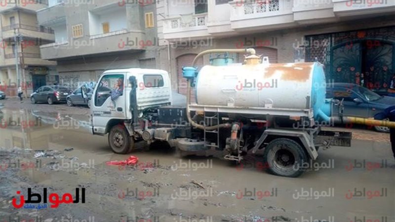 رفع الأمطار بشوارع