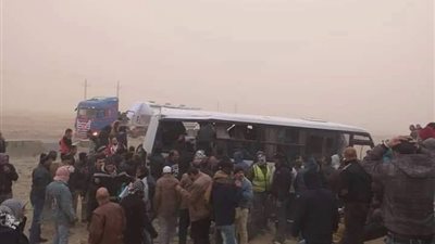 أول حوادث الطرق بالتزامن مع العواصف الرملية .. الطقس ليس سببا