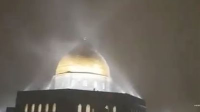 فيديو وصور| السماء تزين فلسطين والثلوج تتلألأ فوق قبة القدس في مشهد مهيب