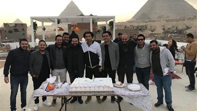 صور| فريق عمل 