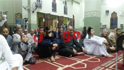 صور.. بدء توافد المصلون ببني سويف لأداء صلاة الجمعة 