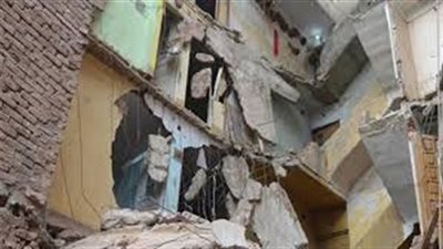 إنقاذ ربة منزل وابنتها في انهيار منزل بأسيوط 