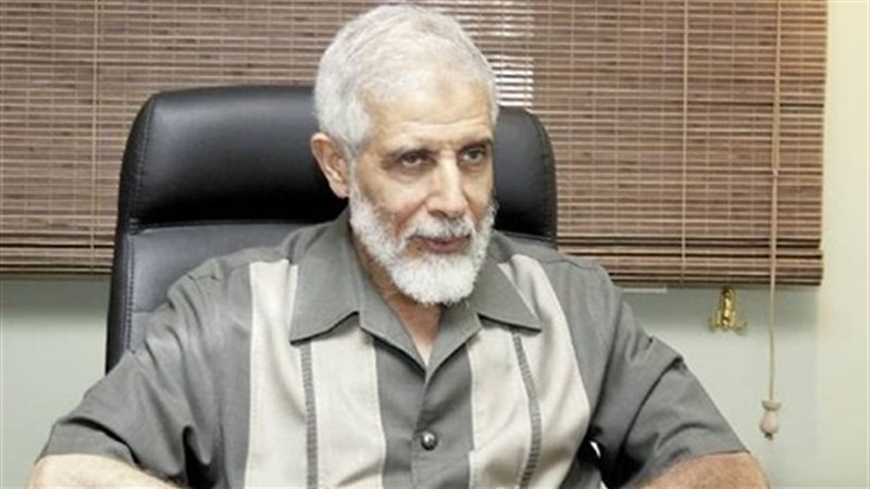 محمود عزت 