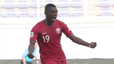المعز علي يقترب من كسر رقم أسطورة إيران في كأس امم آسيا 2019