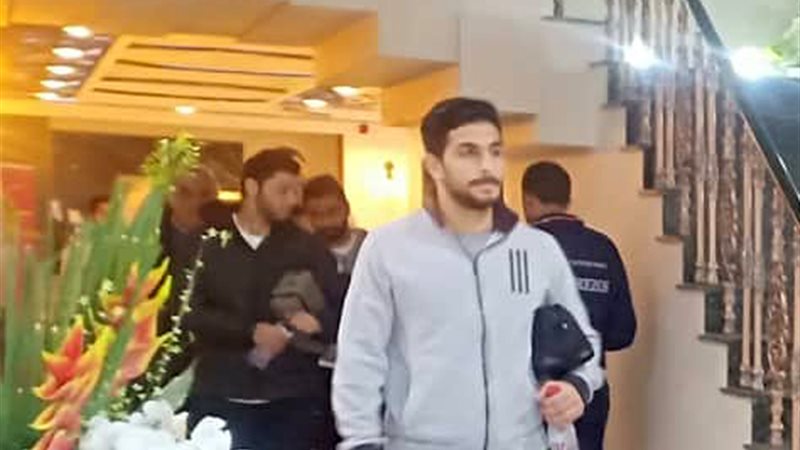 أيمن أشرف