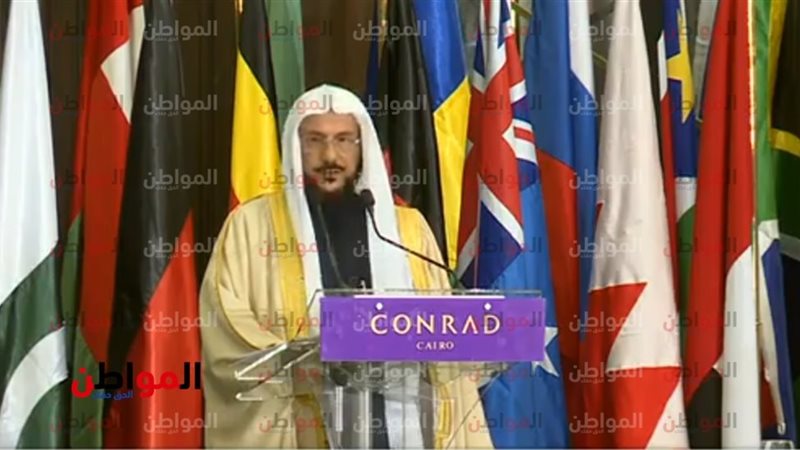 الدكتور عبد اللطيف