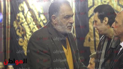 رياض الخولي يقدم العزاء فى سعيد عبد الغني بـ مسجد عمر مكرم