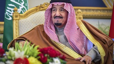   العاهل السعودى يعفى رئيس هيئة الطيران المدنى من منصبه 