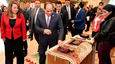 مبادرة حياة كريمة .. فك كرب 67 ألف غارم وغارمة وتوفير فرص عمل لهم
