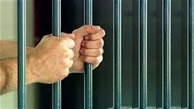 نيابة مصر الجديدة تحبس عاطلا لسرقته فواصل الكباري