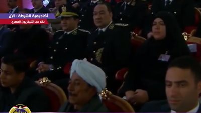 أهالى الشهداء يتصدرون حضور احتفالية عيد الشرطة 67 أمام الرئيس السيسى 