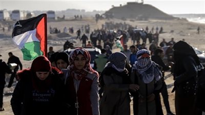 إسرائيل تفشل فى محاولة منع الفلسطينيين من التظاهر.. والأموال القطرية السر  