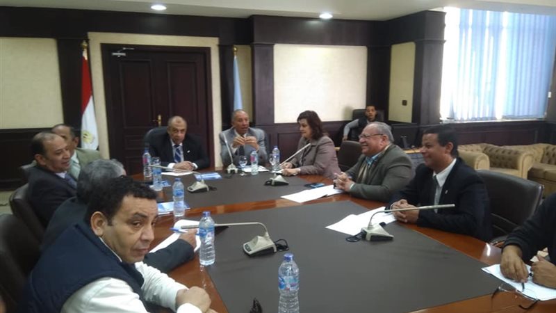 الدكتور عزالدين أبوستيت