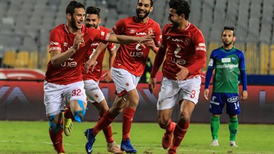 تدريبات استشفائية للاعبي الأهلي المشاركين في مباراة مصر المقاصة