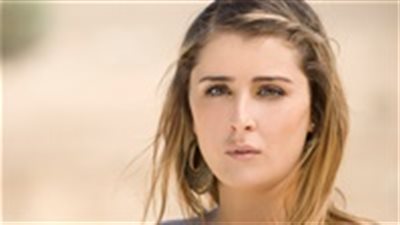 عائشة بن أحمد تنضم إلى 