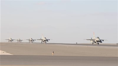 فيديو.. القائد العام لقوة دفاع البحرين يتفقد القوات المشاركة في التدريب المشترك 