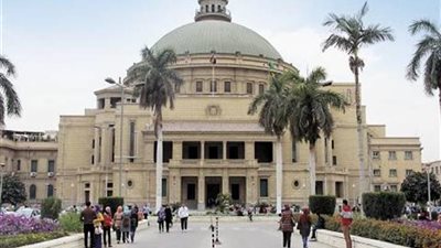  ضبط 135 حالة غش فى امتحانات جامعة القاهرة.. والسب بدء إجازة نصف العام 