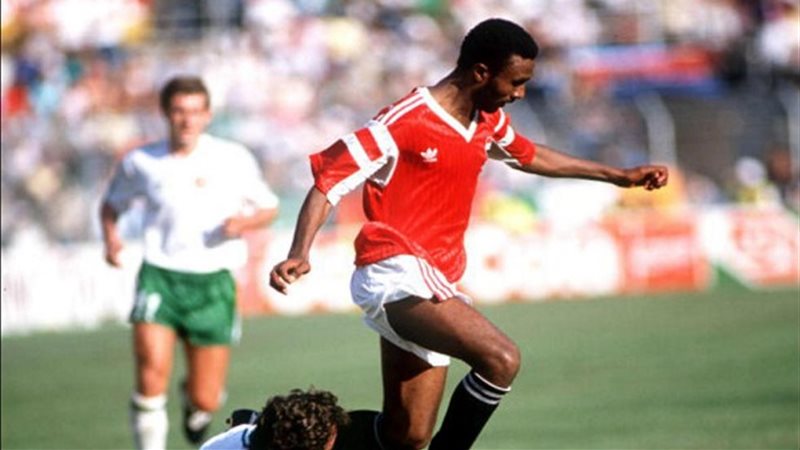 أحمد الكأس مهاجم