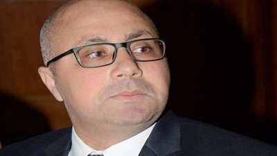 نائب رئيس هيئة الكتاب لراديو 9090: مصر حققت هذا العام الريادة الحقيقية