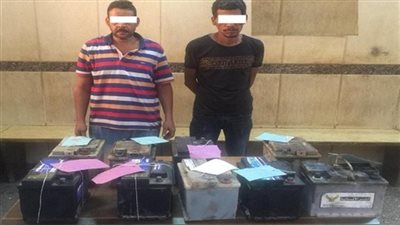 ضبط شخصين يكونان تشكيلا عصابيًا لسرقة بطاريات السيارات بالغربية