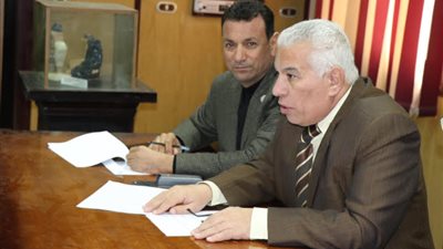 صور.. وكيل تعليم البحيرة يعقد اجتماعا لمجلس الأمناء والآباء والمعلمين 
