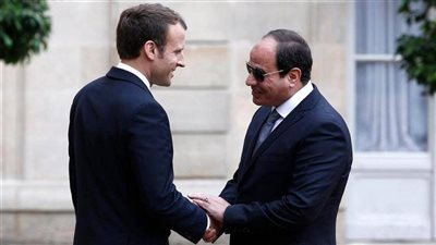 الرئيس الفرنسى إيمانويل ماكرون يغادر القاهرة عقب زيارة استمرت 3 أيام 
