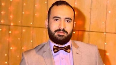 هشام الهمامي يهنئ آل عبد الله في مركز البلينا لقبول حسام حسن عصمت الهادي بأكاديمية الشرطة