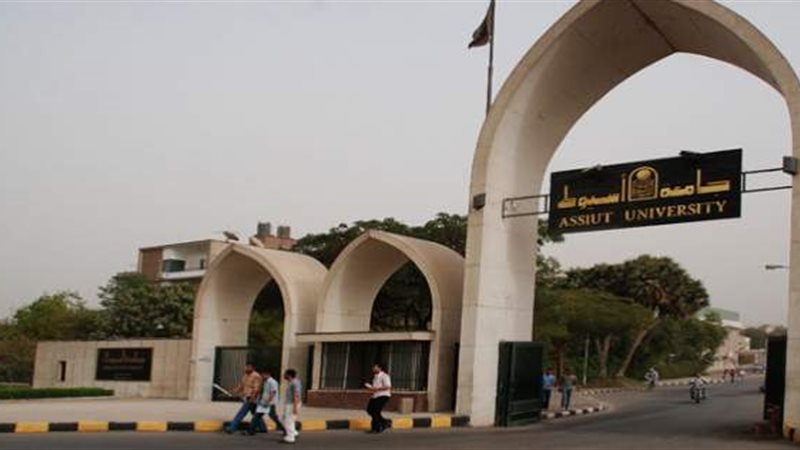 وظائف شاغرة بكلية