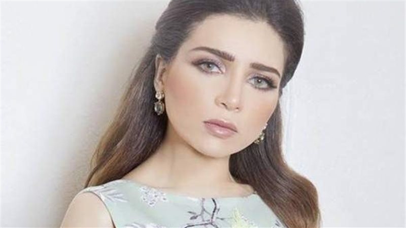 مى عز الدين 