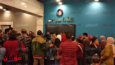 فيديو | افتتاح معرض لوحات فنية ومسرحية 