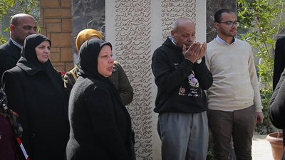 أسر شهداء مذبحة بورسعيد تُحيي ذكرى أبناءه في الأهلي