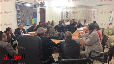 اجتماع مغلق بالإدارات التنفيذية فى العامرية ثان   