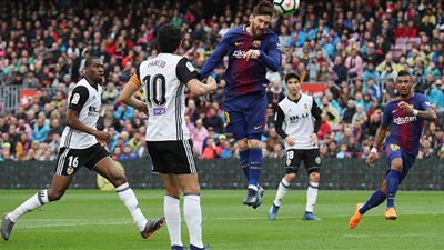 قبل موقعة الليلة.. تعرف على تاريخ مواجهات برشلونة وفالنسيا في الدوري الإسباني 