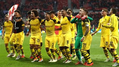 ألكاسير يقود هجوم بوروسيا دورتموند ضد إنتراخت فرانكفورت