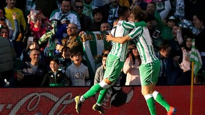 فيديو.. اتلتيكو مدريد يخسر أمام ريال بيتيس بهدف في الليجا