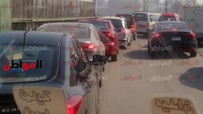 صور.. ازدحام مروري أعلى كوبري الجيزة