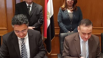 بعد خناقة 15 عاما بين بنك ناصر وشركتي قطاع الأعمال.. الرئاسة تحل