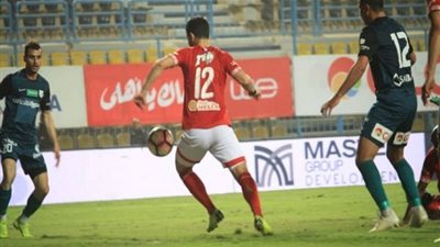 مرور 75 دقيقة.. الأهلي يتقدم على إنبي بثنائية