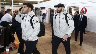 فيديو وصور.. وصول بعثة ريال مدريد إلي برشلونة استعدادا لـ الكلاسيكو