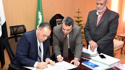 محافظ الشرقية يعتمد نتيجة الشهادة الإعدادية 2019 الترم الأول