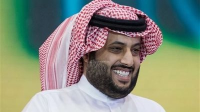 صور.. تركي آل الشيخ يصل مقر الزمالك